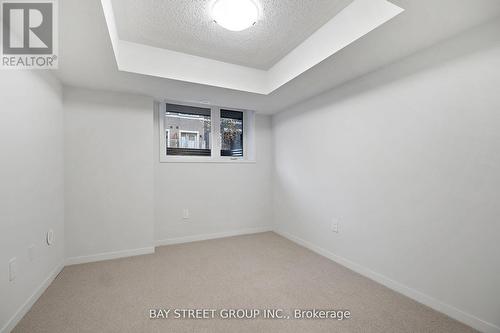 57 - 31 Honeycrisp Crescent, Vaughan, ON - Indoor Photo Showing Other Room
