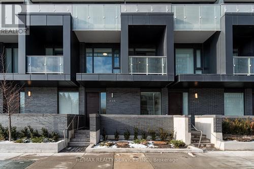 415 Webb Drive, Mississauga, ON - Outdoor With Balcony