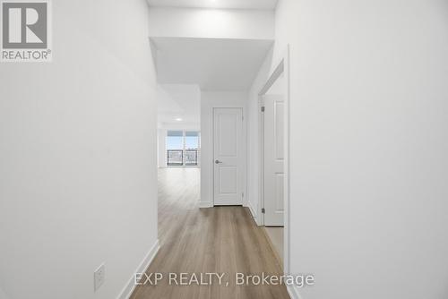 Foyer - 526 - 15 Skyridge Drive, Brampton, ON - Indoor Photo Showing Other Room