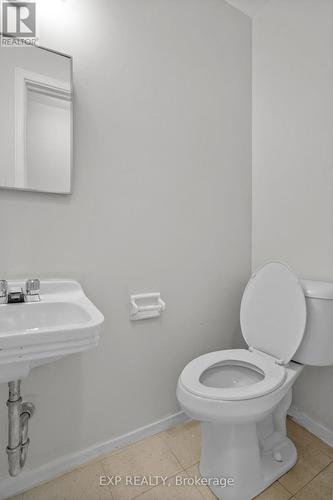 26 - 205 Boullee Street, London East, ON - Indoor Photo Showing Bathroom