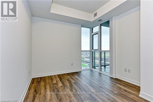 602 - 550 North Service Road, Grimsby, ON - Indoor Photo Showing Other Room