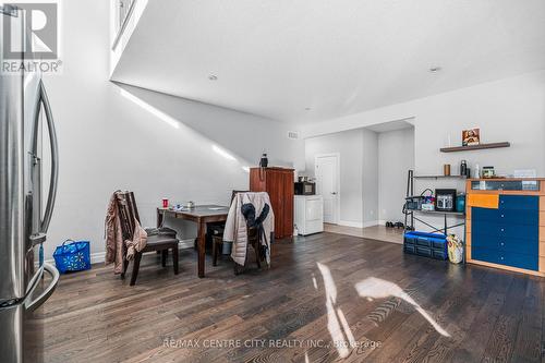 1999 Maddex Way, London North (North B), ON - Indoor