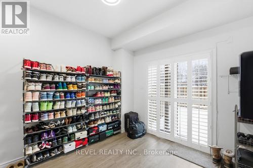 33 Barley Lane, Hamilton, ON - Indoor