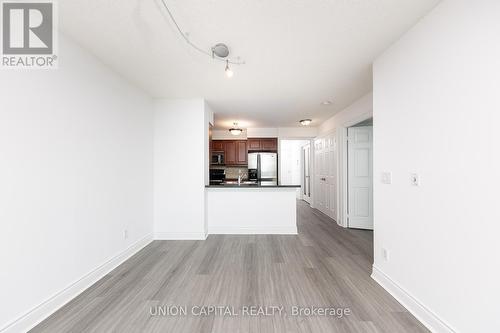 2509 - 15 Greenview Avenue, Toronto, ON - Indoor Photo Showing Other Room