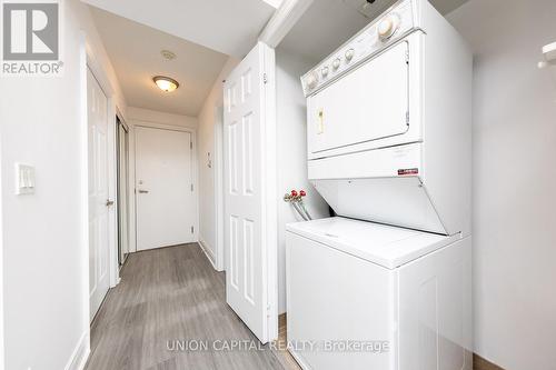 2509 - 15 Greenview Avenue, Toronto, ON - Indoor Photo Showing Laundry Room