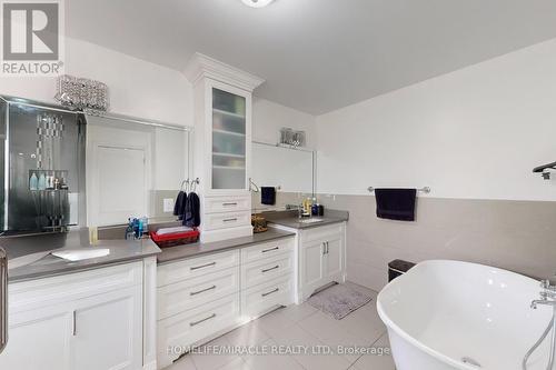 1773 Spruce Hill Road, Pickering, ON - Indoor Photo Showing Bathroom