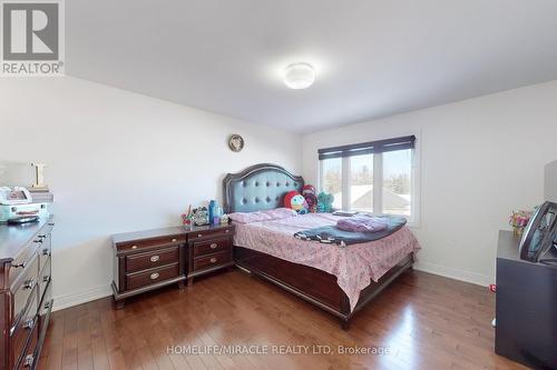 1773 Spruce Hill Road, Pickering, ON - Indoor Photo Showing Bedroom