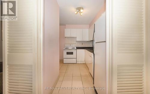 1606 - 75 Emmett Avenue, Toronto, ON - Indoor
