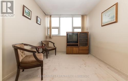 1606 - 75 Emmett Avenue, Toronto, ON - Indoor Photo Showing Other Room