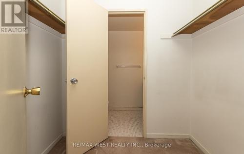 1606 - 75 Emmett Avenue, Toronto, ON - Indoor