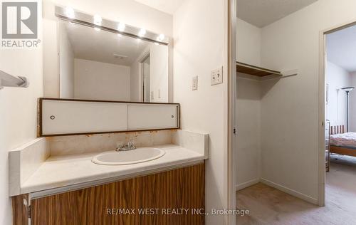 1606 - 75 Emmett Avenue, Toronto, ON - Indoor