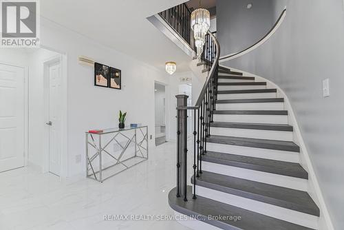 29 Leneck Avenue, Brampton, ON - Indoor Photo Showing Other Room