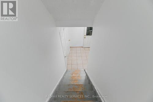 29 Leneck Avenue, Brampton, ON - Indoor Photo Showing Other Room