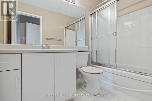 1302 - 500 Talbot Street E, London East (East F), ON - Indoor Photo Showing Bathroom