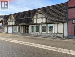 32 N BROADWAY AVENUE  Williams Lake, BC V2G 1B9