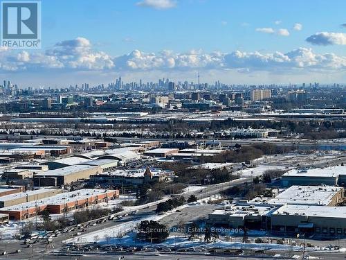 3708 - 898 Portage Parkway, Vaughan, ON - Outdoor With View