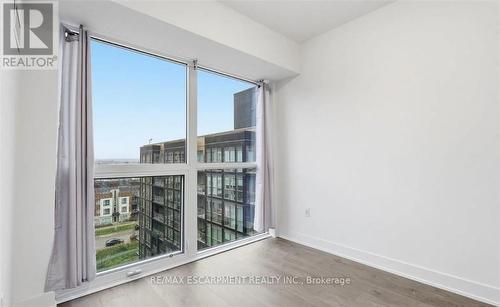 340 - 2343 Khalsa Gate, Oakville, ON - Indoor Photo Showing Other Room