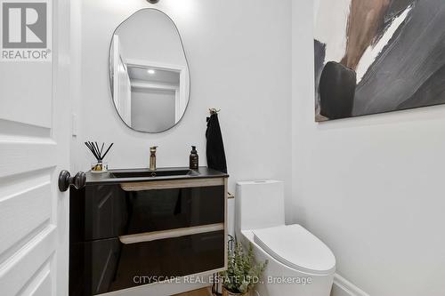 4269 Vivaldi Road, Burlington, ON - Indoor Photo Showing Bathroom