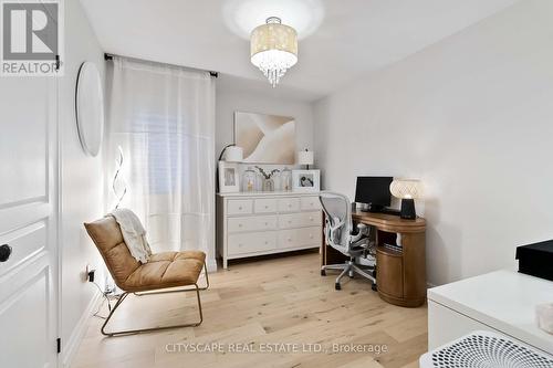 4269 Vivaldi Road, Burlington, ON - Indoor