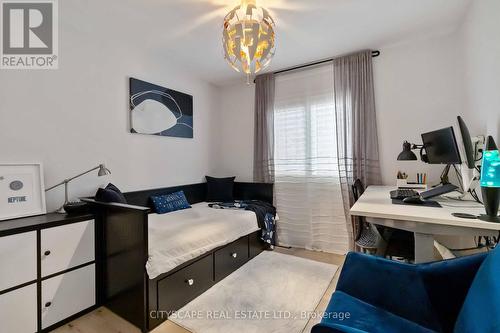 4269 Vivaldi Road, Burlington, ON - Indoor