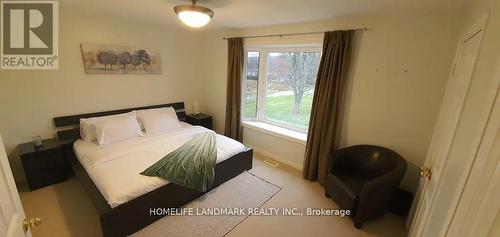 5468 Appleby Line, Burlington, ON - Indoor Photo Showing Bedroom