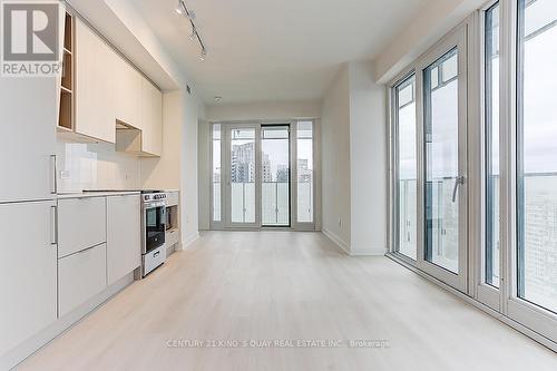 2103 - 3900 Confederation Parkway, Mississauga, ON - Indoor