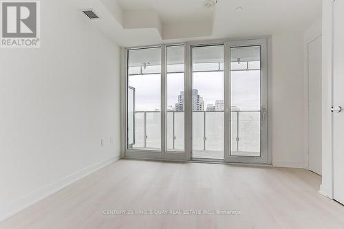 2103 - 3900 Confederation Parkway, Mississauga, ON - Indoor Photo Showing Other Room