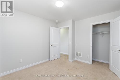 2314 Natasha Circle, Oakville, ON - Indoor Photo Showing Other Room