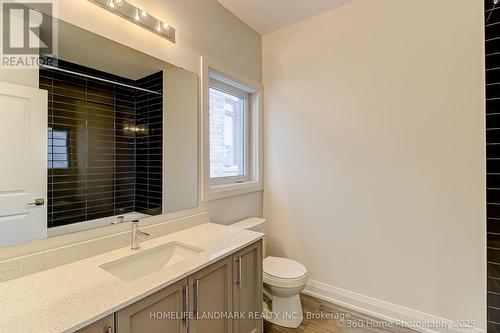 21 Seguin Street, Richmond Hill, ON - Indoor Photo Showing Bathroom