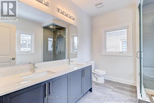 21 Seguin Street, Richmond Hill, ON - Indoor Photo Showing Bathroom