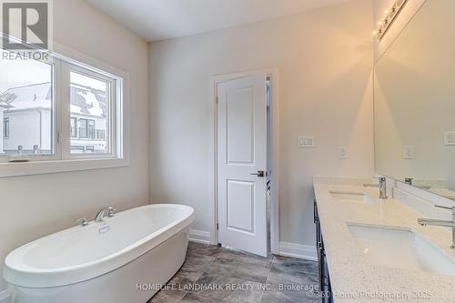 21 Seguin Street, Richmond Hill, ON - Indoor Photo Showing Bathroom