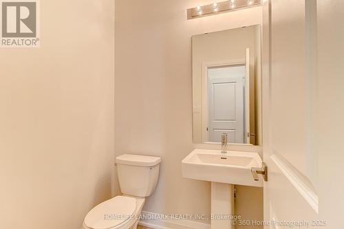 21 Seguin Street, Richmond Hill, ON - Indoor Photo Showing Bathroom