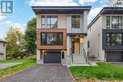 481 WENTWORTH AVENUE  Ottawa, ON K2B 5J9