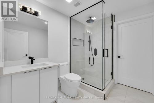 481 Wentworth Avenue, Ottawa, ON - Indoor Photo Showing Bathroom