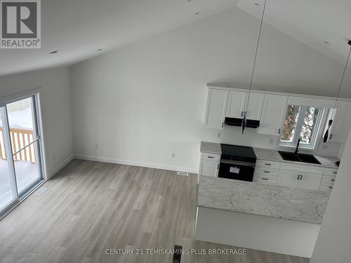 40 Tenth Avenue S, Armstrong (Earlton), ON - Indoor Photo Showing Other Room