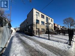 80 CLOUSTON AVENUE  Toronto, ON M9N 1A7
