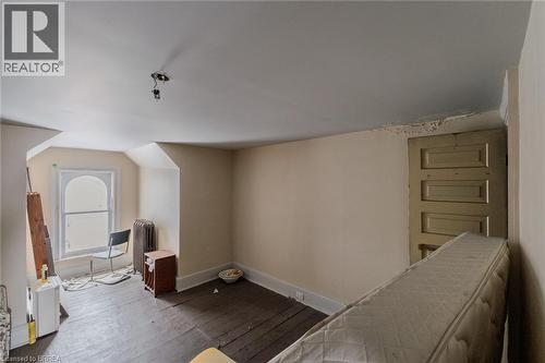 17 Hawarden Avenue, Brantford, ON - Indoor