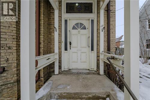 17 Hawarden Avenue, Brantford, ON - 