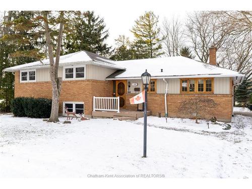 15 Detroit Drive, Chatham, ON 