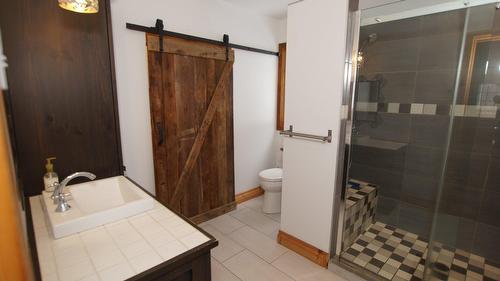 Bathroom - 305 Rue Laforest, Saint-Alphonse-Rodriguez, QC - Indoor Photo Showing Bathroom