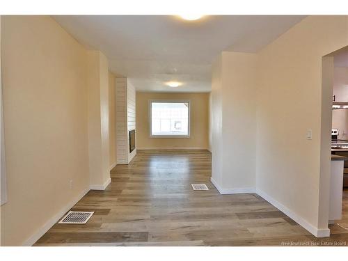 15 Lockhart Ave, Moncton, NB 