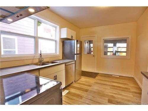 15 Lockhart Ave, Moncton, NB 