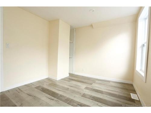 15 Lockhart Ave, Moncton, NB 