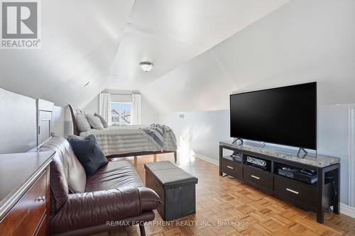 81 Simcoe Street E, Hamilton, ON - Indoor