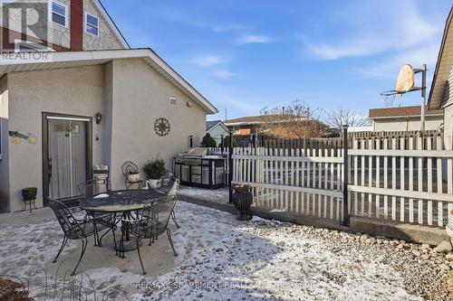 81 Simcoe Street E, Hamilton, ON - Outdoor With Deck Patio Veranda