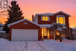 332 NINA COURT  Oshawa, ON L1K 1S7
