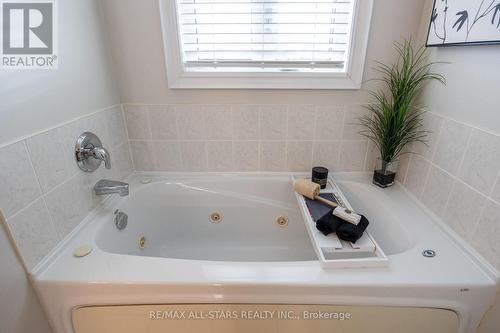 Jacuzzi soaker tub - 114 Six Point Road, Toronto, ON - Indoor Photo Showing Bathroom
