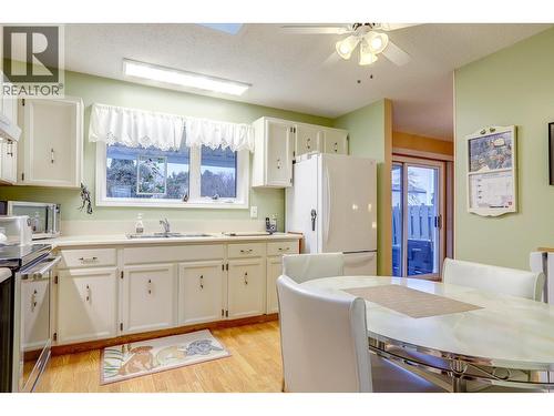 1107 29 Avenue, Vernon, BC - Indoor