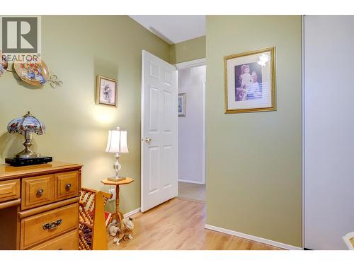 1107 29 Avenue, Vernon, BC - Indoor