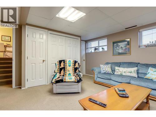 1107 29 Avenue, Vernon, BC - Indoor